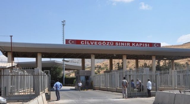 BM’nin yardım TIR'ları Cilvegözü’nde bekliyor BM’nin yardım TIR'ları Cilvegözü’nde bekliyor