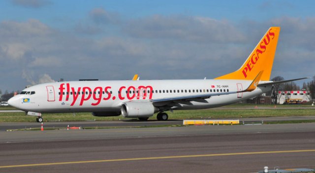 Bologna&#039;da Pegasus&#039;un lastikleri patladı