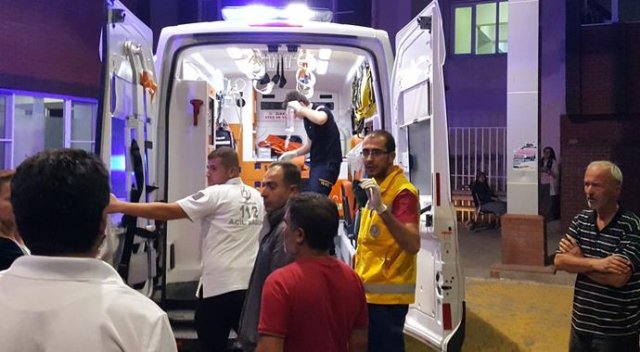 Boşanmak isteyen eşi ve ailesine kurşun yağdırdı! Boşanmak isteyen eşi ve ailesine kurşun yağdırdı!