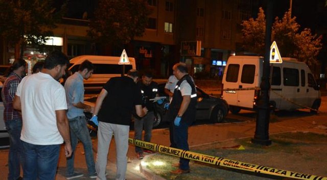 Bursa&#039;da çay bahçesinde silahlı kavga
