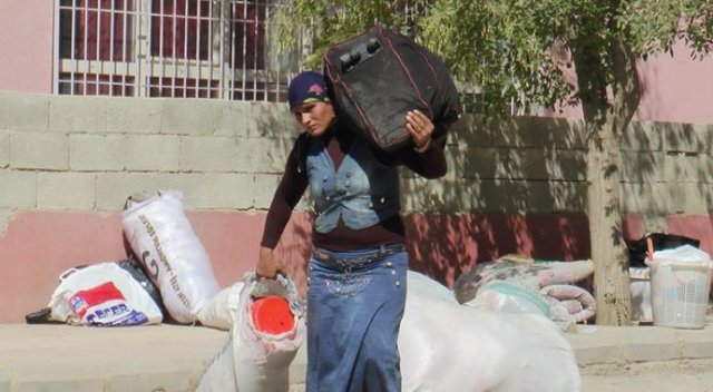 Cerablus’a geçişler hafta sonu da devam ediyor