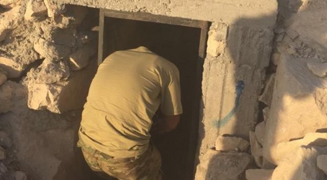 DAEŞ'li teröristlerin tünelinde ilginç görüntü