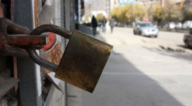 Diyarbakır'da 18 köyde sokağa çıkma yasağı Diyarbakır'da 18 köyde sokağa çıkma yasağı