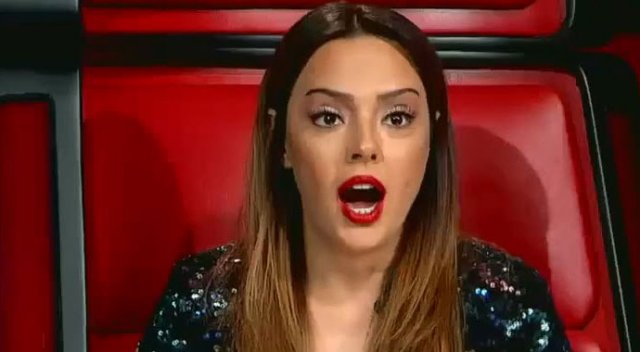Ebru Gündeş O Ses Türkiye'yi bırakıyor Ebru Gündeş O Ses Türkiye'yi bırakıyor