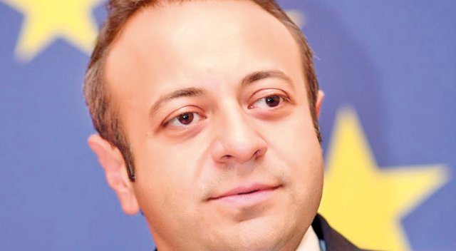 Egemen Bağış'tan Yunanistan'a çağrı, 'Hainleri iade edin' Egemen Bağış'tan Yunanistan'a çağrı, 'Hainleri iade edin'