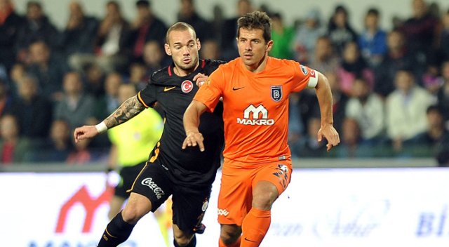Emre rekorları altüst etti