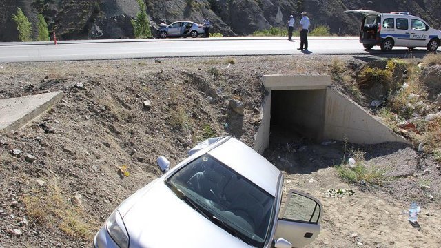 Erzincan&#039;da trafik kazası: 9 yaralı