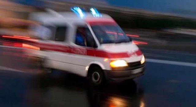 Erzurum'da minibüs devrildi: 12 yaralı Erzurum'da minibüs devrildi: 12 yaralı