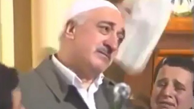 FETÖ elebaşı Gülen&#039;i serinletmeye çalışan kişi belirlendi