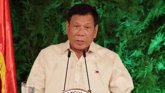 Filipinler Devlet Başkanı Duterte'den ABD ve AB'ye tepki Filipinler Devlet Başkanı Duterte'den ABD ve AB'ye tepki