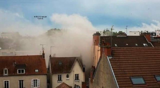 Fransa'da korkutan patlama : 9 yaralı Fransa'da korkutan patlama : 9 yaralı