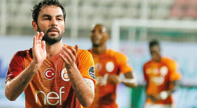 Galatasaray'da Selçuk İnan neden topun ağzında? Galatasaray'da Selçuk İnan neden topun ağzında?