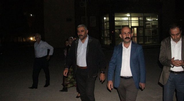 Hakkari’de açlık grevi eyleminde gözaltına alınan 2 kişi tutuklandı Hakkari’de açlık grevi eyleminde gözaltına alınan 2 kişi tutuklandı