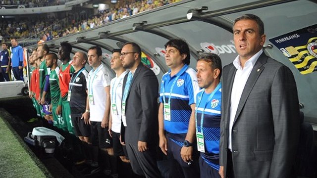 Hamza Hamzaoğlu: Futbolcuyken Galatasaray'dan FETÖ yüzünden ayrıldım Hamza Hamzaoğlu: Futbolcuyken Galatasaray'dan FETÖ yüzünden ayrıldım
