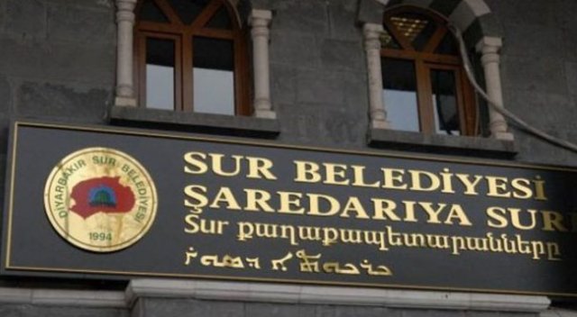 28 belediyeye kayyum atandı