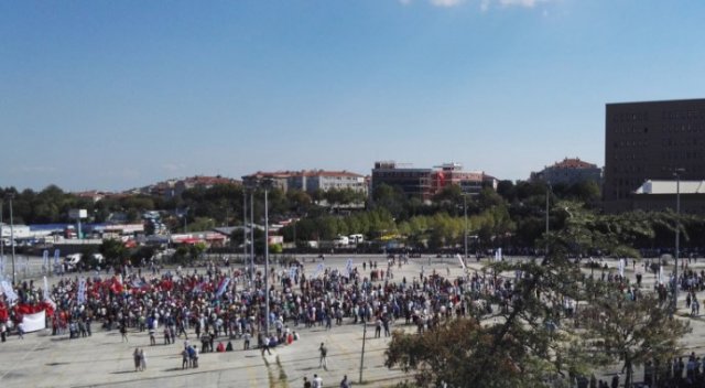 HDP'nin Bakırköy mitingine ilgi az oldu HDP'nin Bakırköy mitingine ilgi az oldu
