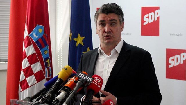 Hırvat muhalefet liderinden &#039;başkanlıktan çekilme&#039; kararı