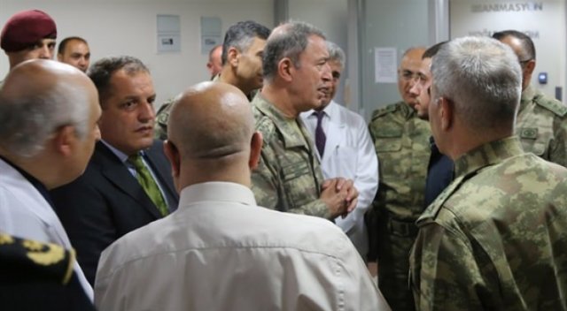 Hulusi Akar ve Veysi Kaynak Karkamış'ta Hulusi Akar ve Veysi Kaynak Karkamış'ta