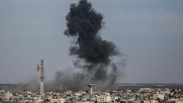 İsrail'den Gazze'nin kuzeyine top atışı İsrail'den Gazze'nin kuzeyine top atışı