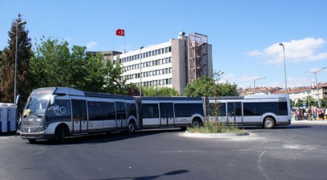 İstanbul'a 290 kişilik metrobüs İstanbul'a 290 kişilik metrobüs