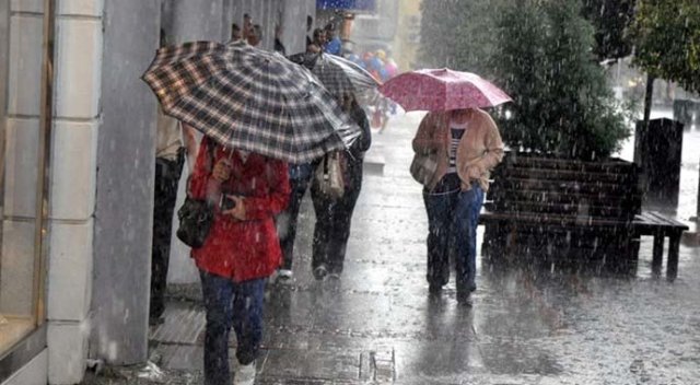 İstanbul'da kuvvetli yağış uyarısı! İstanbul'da kuvvetli yağış uyarısı!