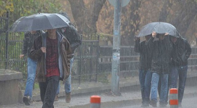 İstanbullular dikkat! Yağmur geliyor