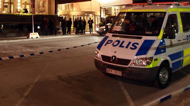 İsveç'te sığınmacı kampı bomba ihbarı üzerine boşaltıldı