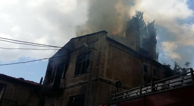 Metruk binadaki yangın korkuttu