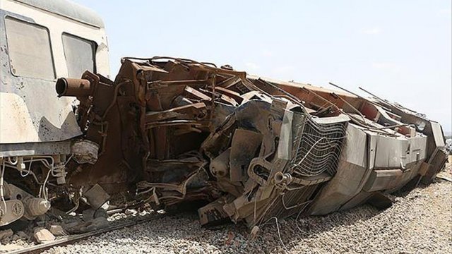 Mısır&#039;da tren kazası: 5 ölü 27 yaralı