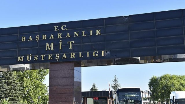 MİT'te görevli 3 kişi tutuklandı