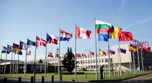 NATO'ya Türkiye görevi NATO'ya Türkiye görevi