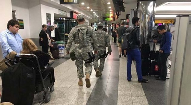 New York&#039;taki LaGuardia havalimanında &#039;bomba&#039; paniği