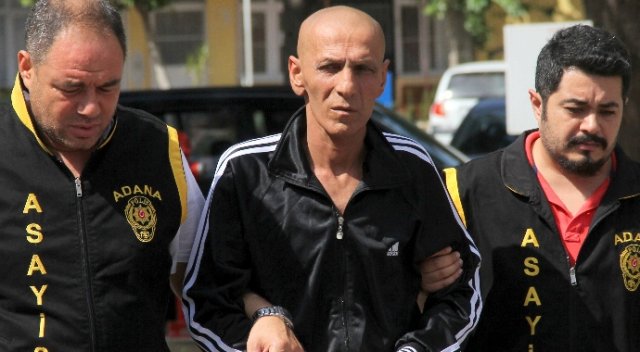 Otomobili stop ettiren kardeşini öldürdü