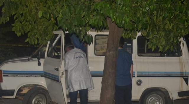 Pazarcı, minibüsünde ölü bulundu