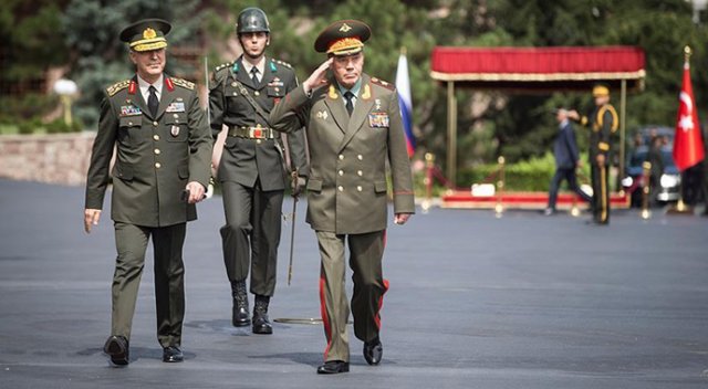 Rusya Genelkurmay Başkanı Ankara'da Rusya Genelkurmay Başkanı Ankara'da