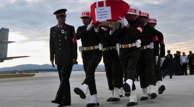 Şehitlere veda... Şehitlere veda...