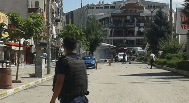 Van'da şiddetli patlama Van'da şiddetli patlama