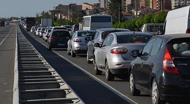 Tatilcilere ''dönüş yolculuğu'' uyarısı Tatilcilere ''dönüş yolculuğu'' uyarısı