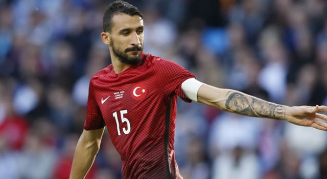Topal'dan Emre Mor'a: Kendine gel! Topal'dan Emre Mor'a: Kendine gel!