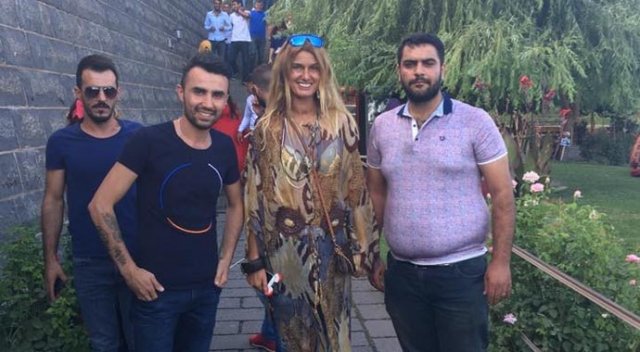 Tuğba Özay Diyarbakır’da Tuğba Özay Diyarbakır’da