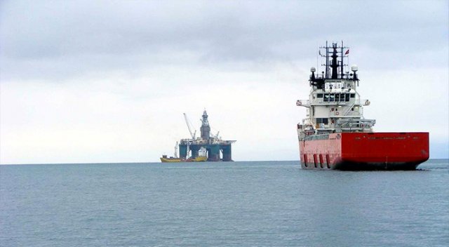 Türkiye'nin denizlerindeki petrol keşfedilmeyi bekliyor Türkiye'nin denizlerindeki petrol keşfedilmeyi bekliyor