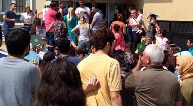 Vekil öğretmenlik başvurularında izdiham Vekil öğretmenlik başvurularında izdiham