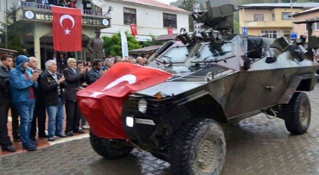 6 PKK'lıyı öldüren komandolar dualarla karşılandı