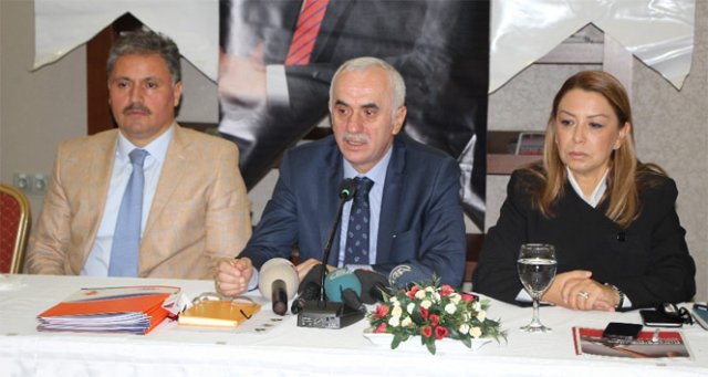 AK Parti'de FETÖ'den ihraç edilen başkan sayısı açıklandı AK Parti'de FETÖ'den ihraç edilen başkan sayısı açıklandı