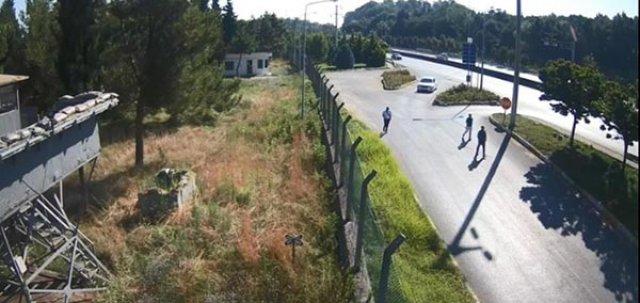 Amirallerin kaçış anı kamerada! Amirallerin kaçış anı kamerada!