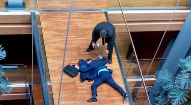 AP üyeleri arasında yumruklu kavga