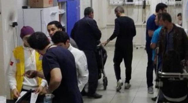 Beyşehir'de öğrenci servisi devrildi: 24 yaralı Beyşehir'de öğrenci servisi devrildi: 24 yaralı