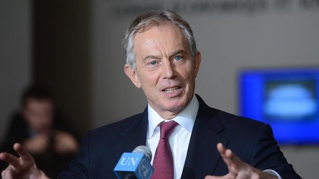 Blair'den aktif siyasete dönme sinyali Blair'den aktif siyasete dönme sinyali