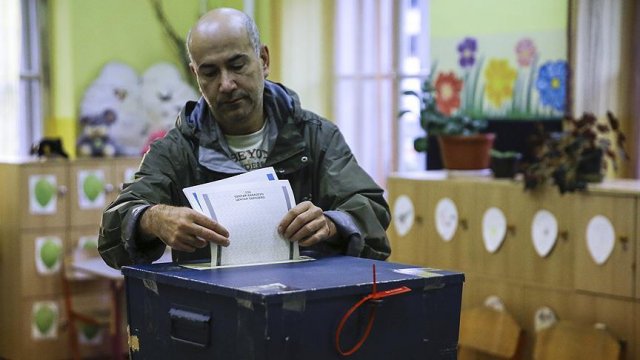 Bosna Hersek'te halk sandık başında Bosna Hersek'te halk sandık başında