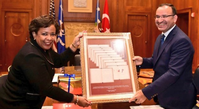 Bozdağ: Verdiğimiz deliller Gülen'in tutuklanmasına yeter Bozdağ: Verdiğimiz deliller Gülen'in tutuklanmasına yeter